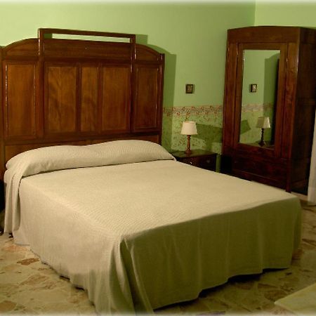 לינה וארוחת בוקר קטאניה Casa Tina Maugeri מראה חיצוני תמונה