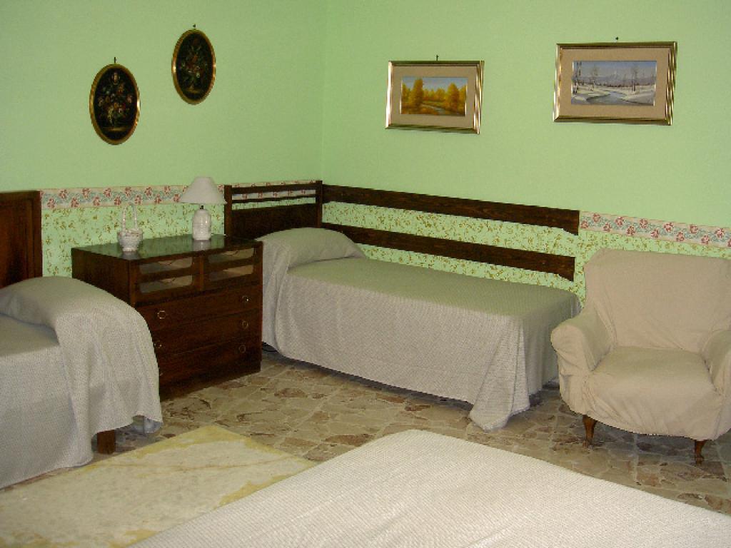 לינה וארוחת בוקר קטאניה Casa Tina Maugeri חדר תמונה