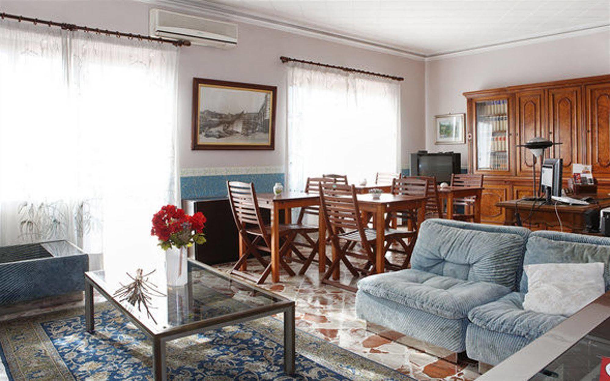 לינה וארוחת בוקר קטאניה Casa Tina Maugeri מראה חיצוני תמונה