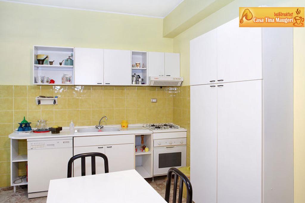 לינה וארוחת בוקר קטאניה Casa Tina Maugeri מראה חיצוני תמונה